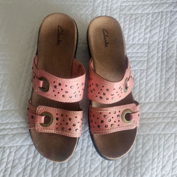 Clarks leather slide on sandals - Picture 9 of 10